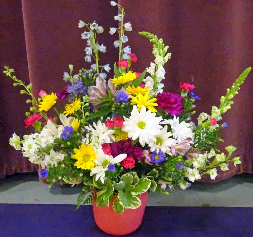 Flowers from Phil & Johnita Stapleton and Debbie Eisenbraun