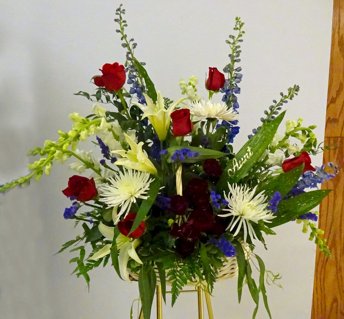 Flowers from "Aunt" - The Schoniger Family - Mike & Janet, Beth & Mel, Mary Lynn & Tracy, Bruce & Ann, and Families