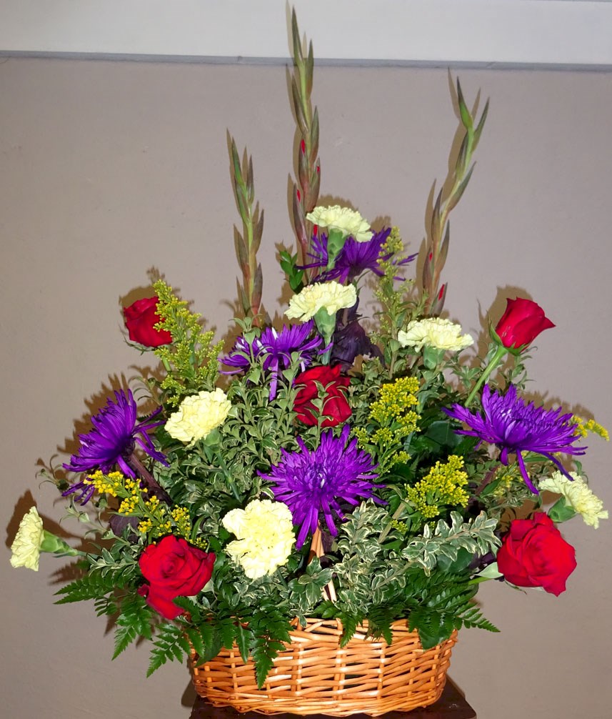 Flowers from Lee and Marcia Faubion, Paul and Maria Eby, and Carolyn Grow
