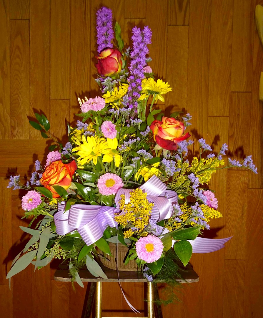 Flowers from Gary, Anne, Rick, Sally, Rod, & Marsha
"Aunt"
