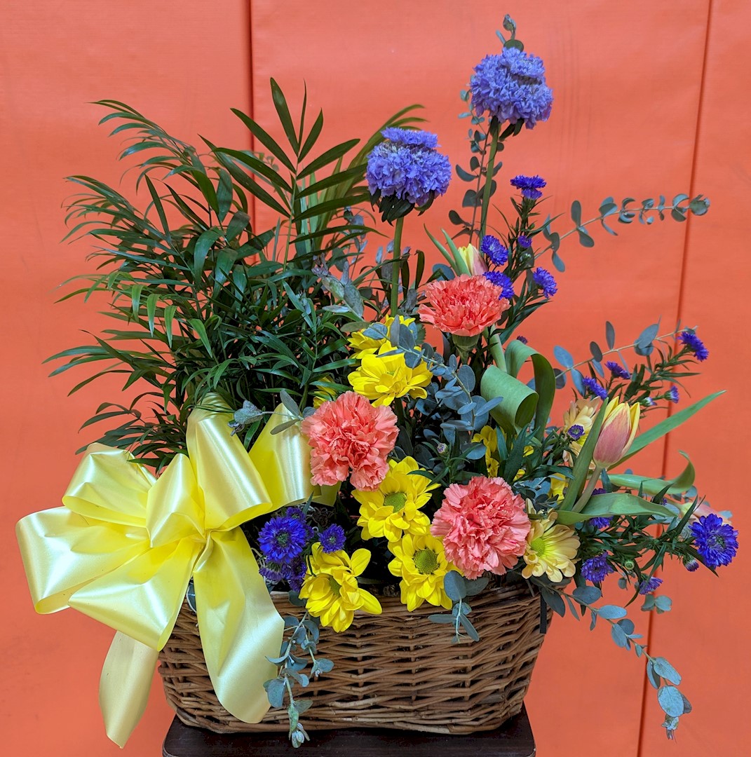 Flowers from Lynn Buchholz and Steve and Teddi Reckling