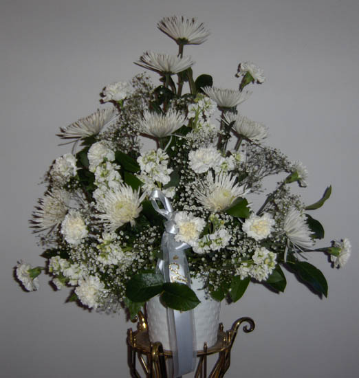 Flowers from Patty, Merlin & Betty, Dave & Donna, Alvin & Donna, Doug & Darla, Tom & Bonnie, Gale & Tammie