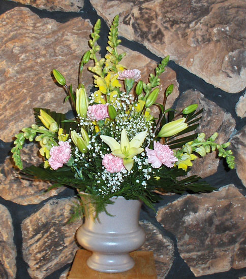Flowers from The Hogen Family - Florence, Phil & Marty, Randi & Don, Bax & Diane, Cash & Julie