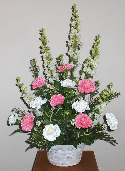 Flowers from Verna Mae, Debbie and Family, Robin and Family, Doug and Family, Sheri and Family