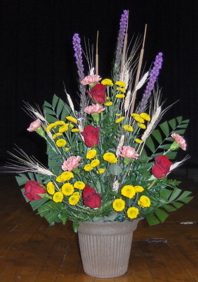 Flowers from Discount Fuel and Kadoka Oil Employees - Mark & Tammy Carlson and Familiy