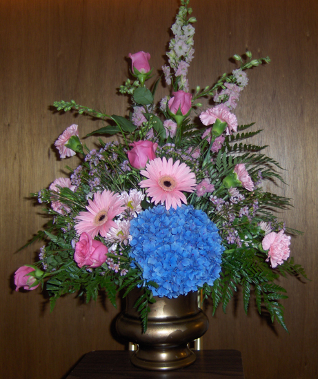 Flowers from Geraldine Hackens, Donnie & Bonnie Hackens and Family, Jim & Karen Madsen and Families