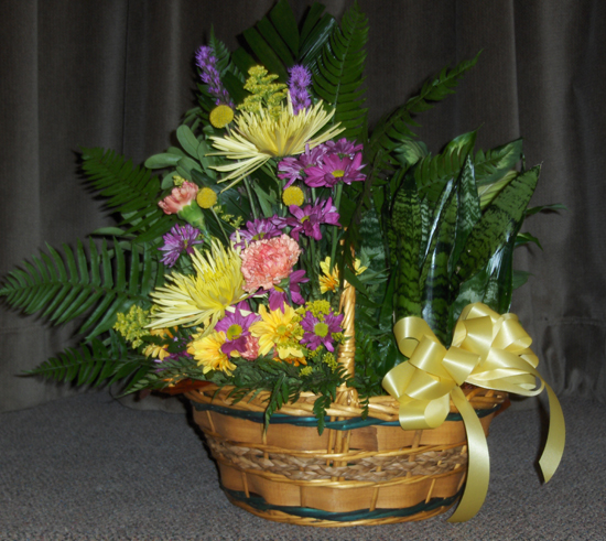 Flowers from Daryl, Petey, Florence, Billy & Deanna