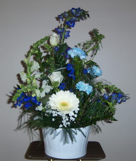Flowers from Aunt Jerilyn, Cousins and Family