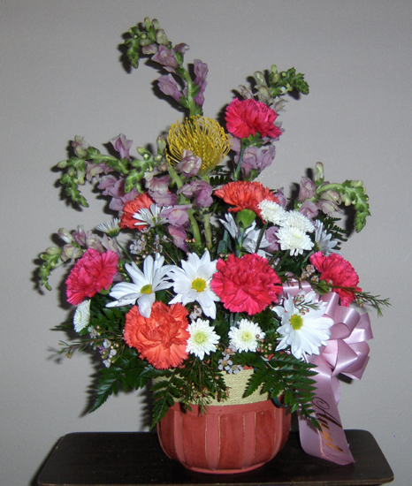 Flowers from Gloria, Arlie, Glen, Bruce and Families
