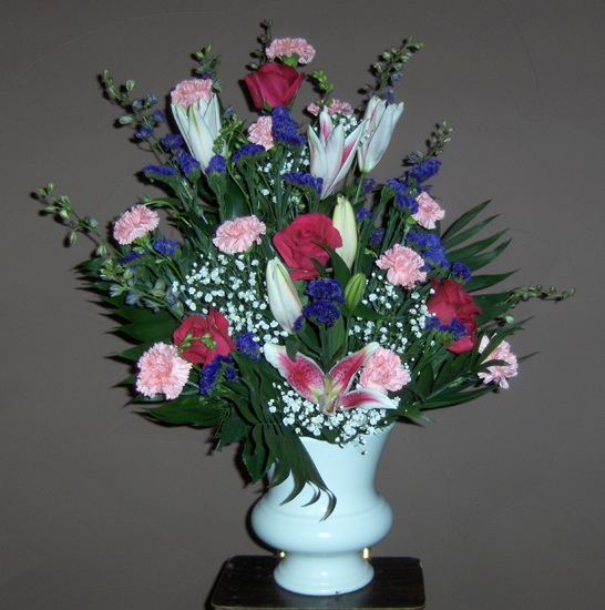 Flowers from Lori & Steve and Family, Shari & Craig and Family, Kim & Bill and Family