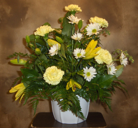 Flowers from Grossenburg Implement Employees