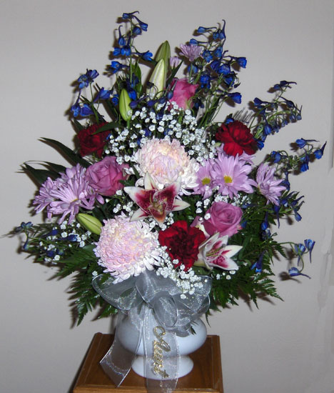 Flowers from Glen & Rose and Family, Toni Rhodes