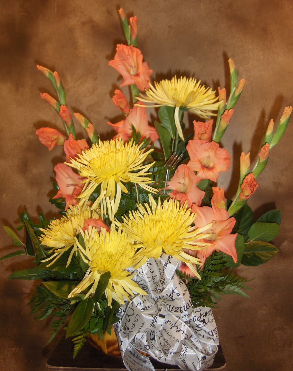 Flowers from Lois Thompson & Charles Thompson, Kenny & Robin