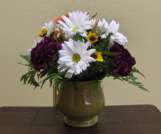 Flowers from Larry & Julie McLaughlin & Family, Wayne & Jill Splitt and Family, Leroy & June Fedderson and Family