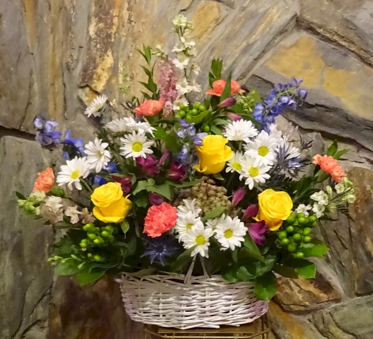 Flowers from Don, Jerry, Marie and
Steakhouse Employees