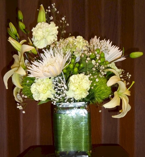 Flowers from The Konda Family - Bob, Bonnie, Jeremy, Kelly, Jason, Jane and Ryan