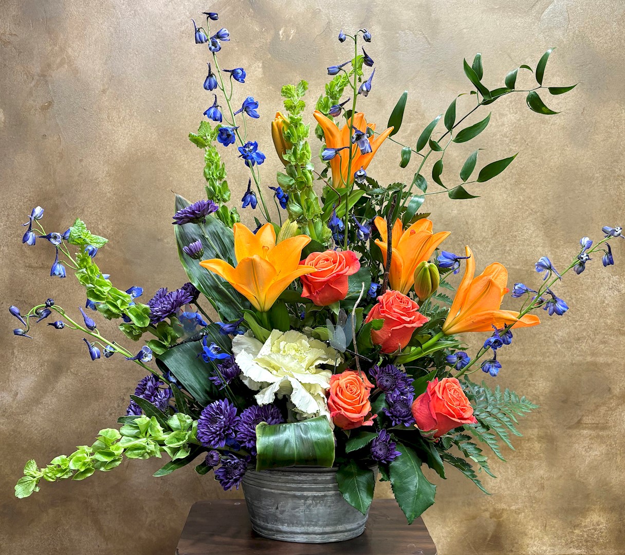 Flowers from Kathi; Dezaray and Kids; Dusti, Lance, and Kids; and Denim and Molly