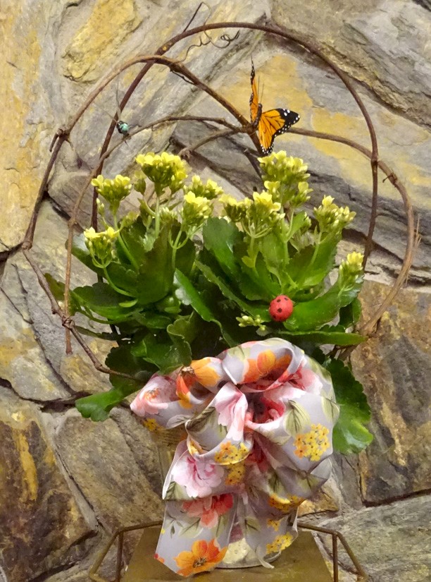 Flowers from Your nieces - Tammie, Susan, and Sandra