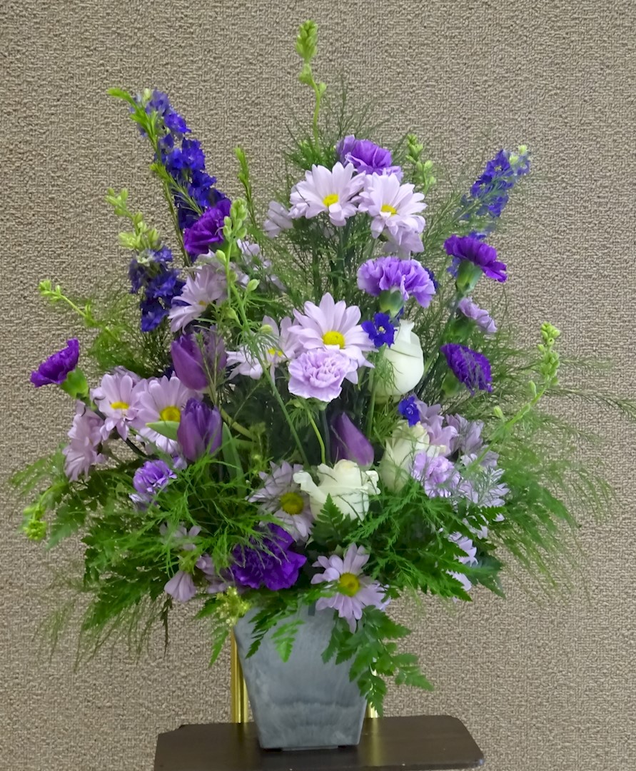 Flowers from Bob and Phyllis Deaton
