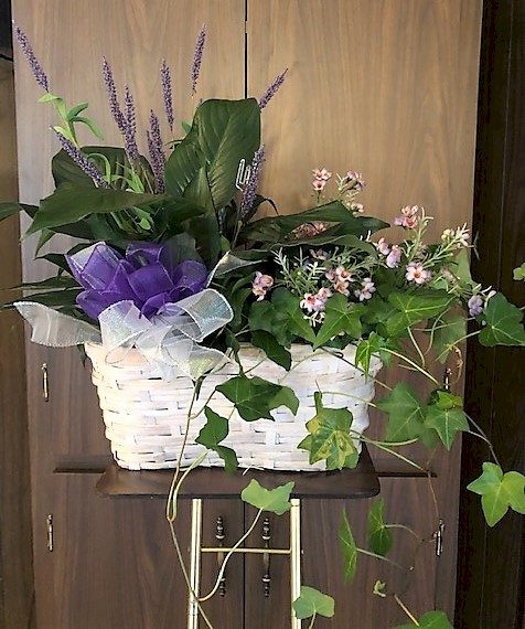 Flowers from Mike, Tracy, Jaxon, and Jhett Hauk