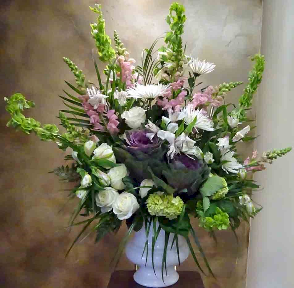 Flowers from Keith, Edith & Family, Diane, Charlie & Family, Mary Alice, John & Family, Doug, Sandy & Family, Kathy, Greg & Family, and Laurie, Ron & Family
