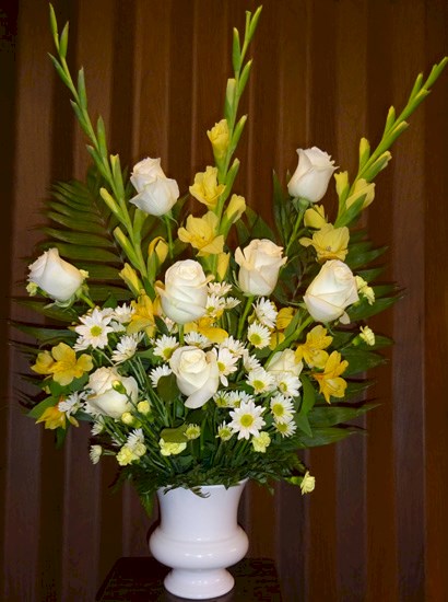 Flowers from Pat, Rosemary, and all the Trask Families