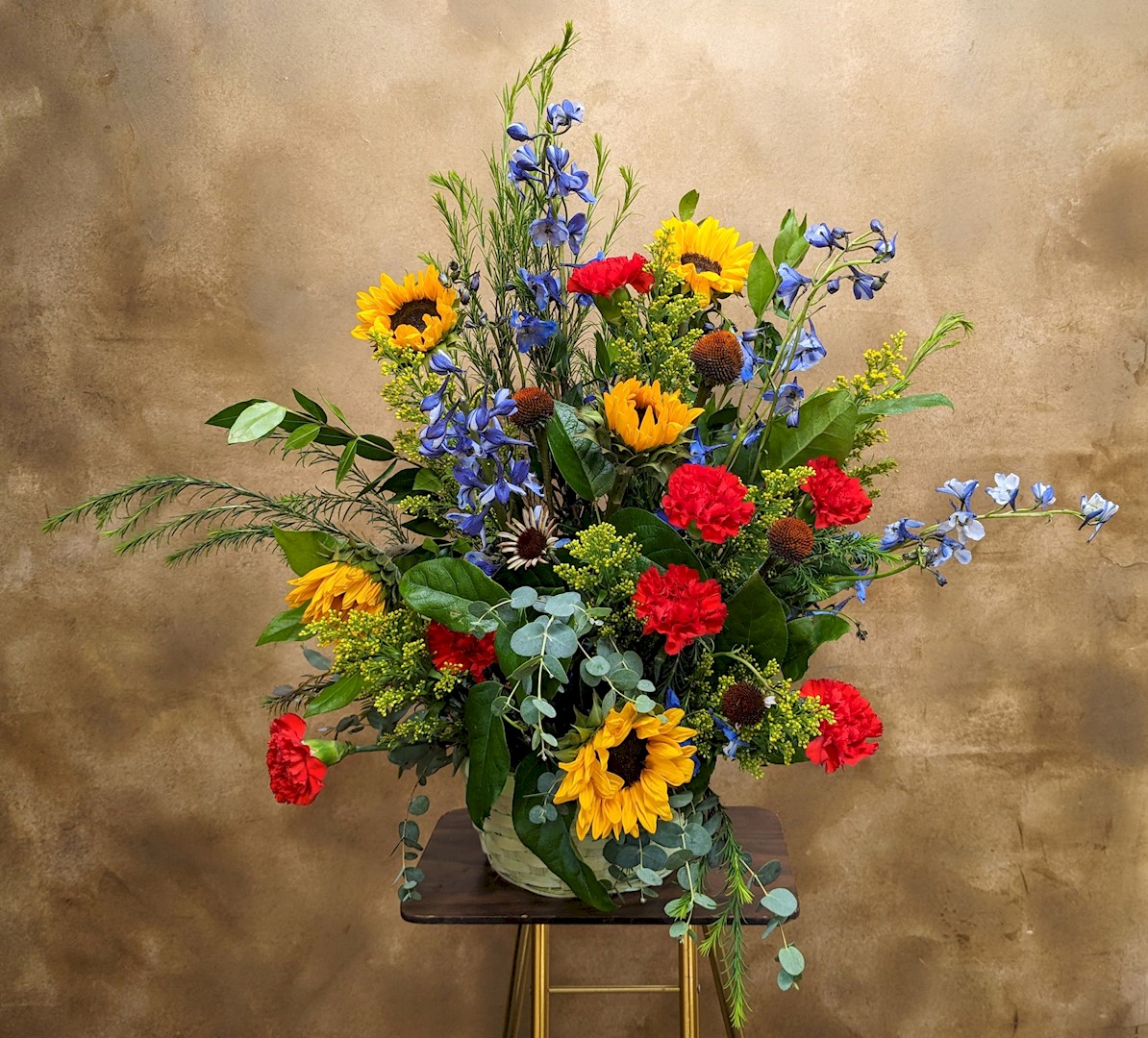 Flowers from Tucker and Jess Smith, Brennan and Joni Parsons, and Families