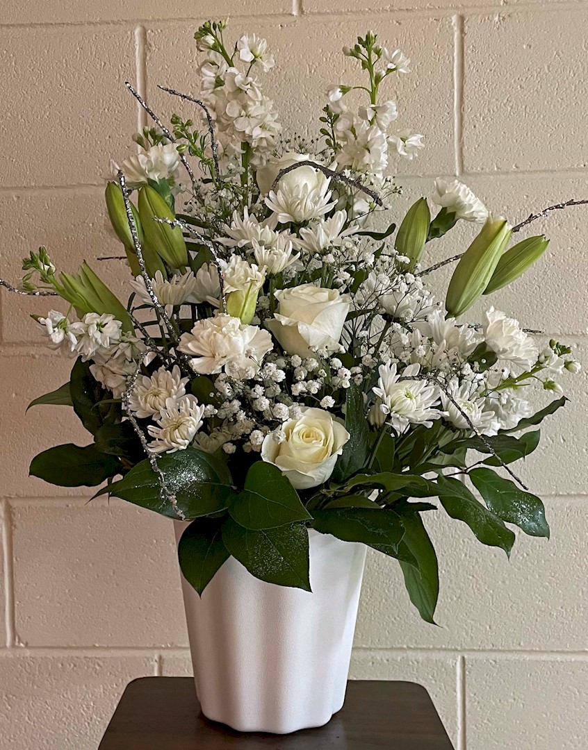 Flowers from Audrey Neiffer, Ray and Karen Gibson
Matt and Hannah Griffin, 
JR and RaeAnn Snyder
Emery Gibson and Mariah Evans