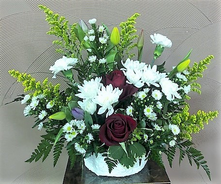 Flowers from Owen, Bonnie, Kassidy, Kwincy, Tia, Tara, Tayta, Josh, and Families