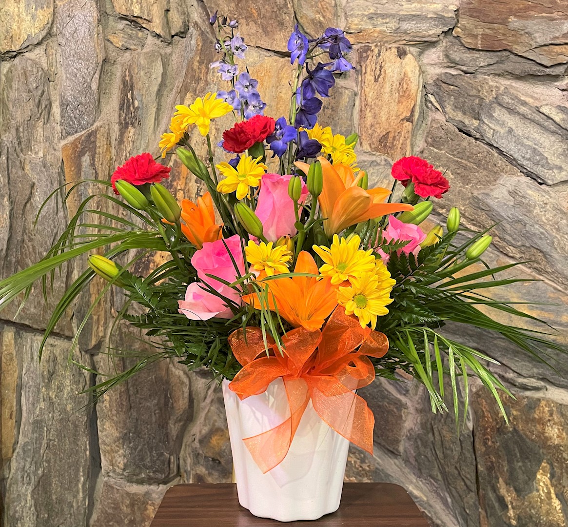 Flowers from Owen, Bonnie, Kassidy, Kwincy, Tia, Tara, Tayta, Josh, and Families