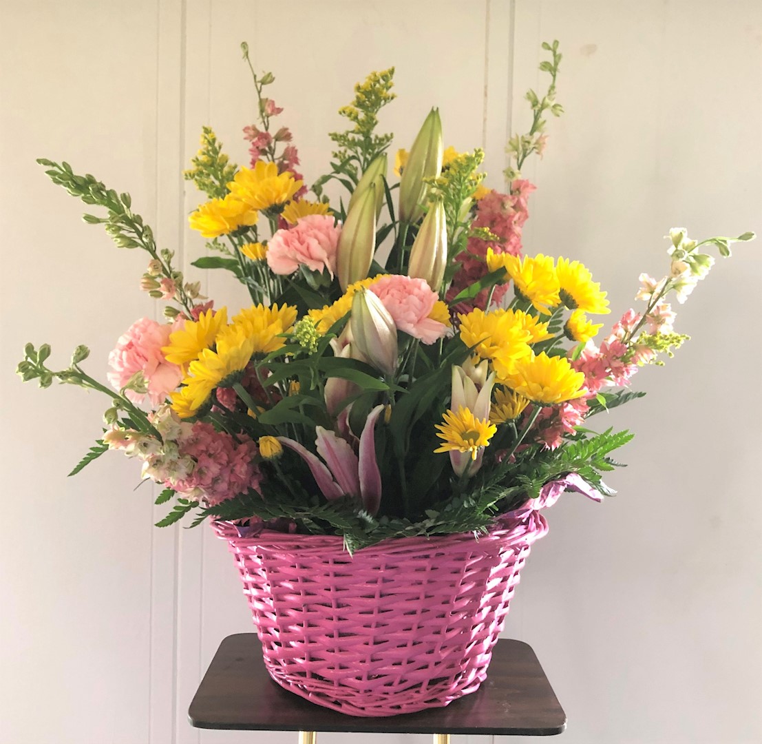 Flowers from Robert, Sharon, Debbie, Torey, Linda, Jeremy, and Tyler Ring