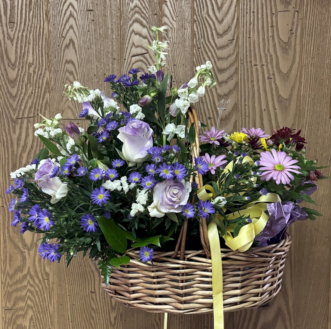 Flowers from Cathy, Rena and Family, Kelli and Family, and Jamie and Ramsey