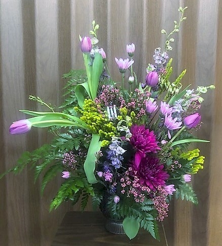 Flowers from Kent and Eileen Jordan and Wall Food Center