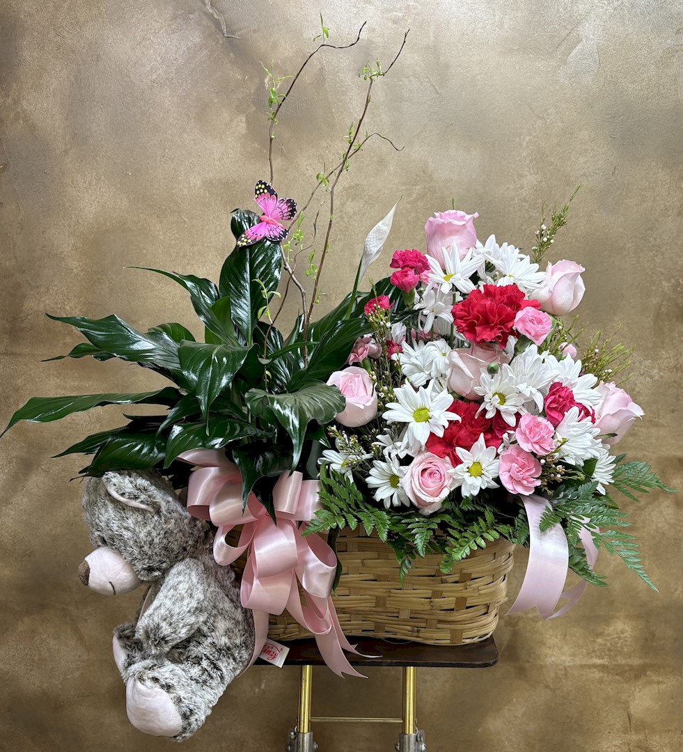 Flowers from Monte, Vicki, Chance, Becca, Carter, Adelaide, Shane, Kinsey, Atlas, John, Emily, Flynn, Callie, Brett and Haylee