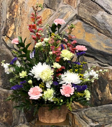 Flowers from The family of Loretta Ensz
Sister of Hank and Sister-In-Law of Louise