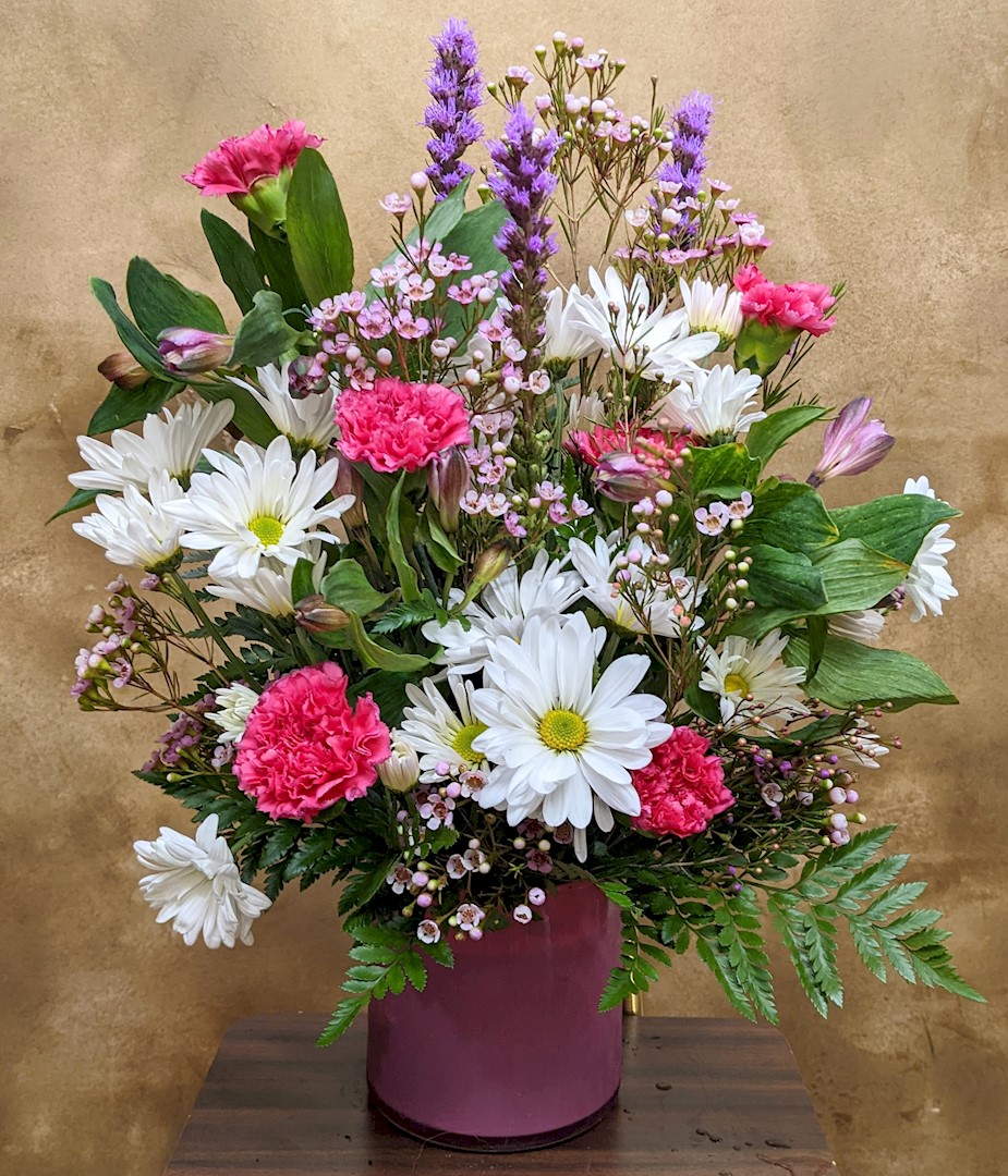 Flowers from Connie Lee; Sandra Nantais; Mike Lee and Family; and Todd Lee and Family