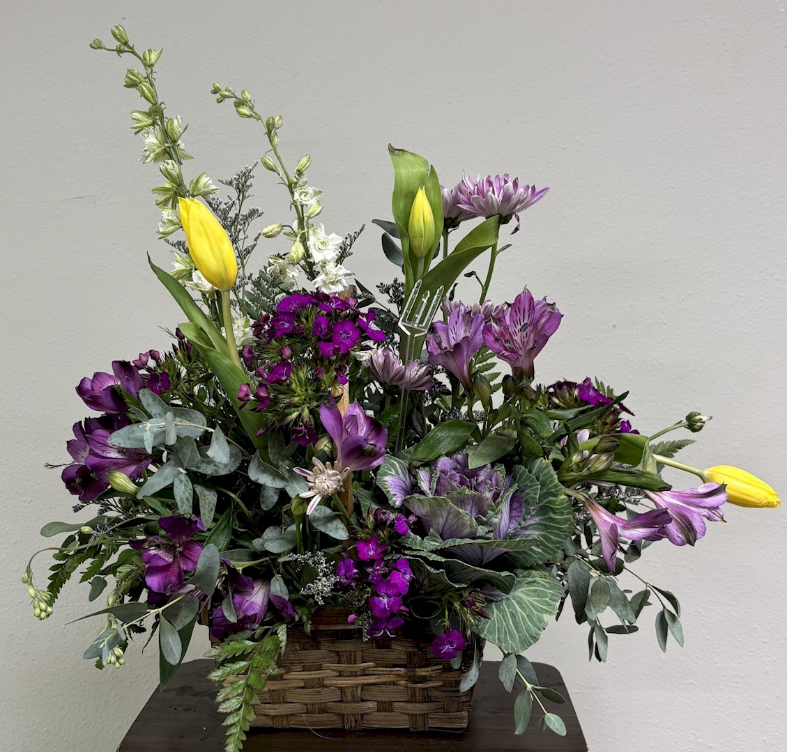 Flowers from HCPT Drivers - Rene Konst, Les Pearson, Tom Struble, Charlie Gittings, and Joe Gittings