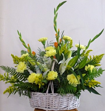 Flowers from Keith and Bunny Berry, Jim and Joni Hunt Family, Lawrence and Patricia Swicegood Family, and Steve and Bobbi Stanfill Family