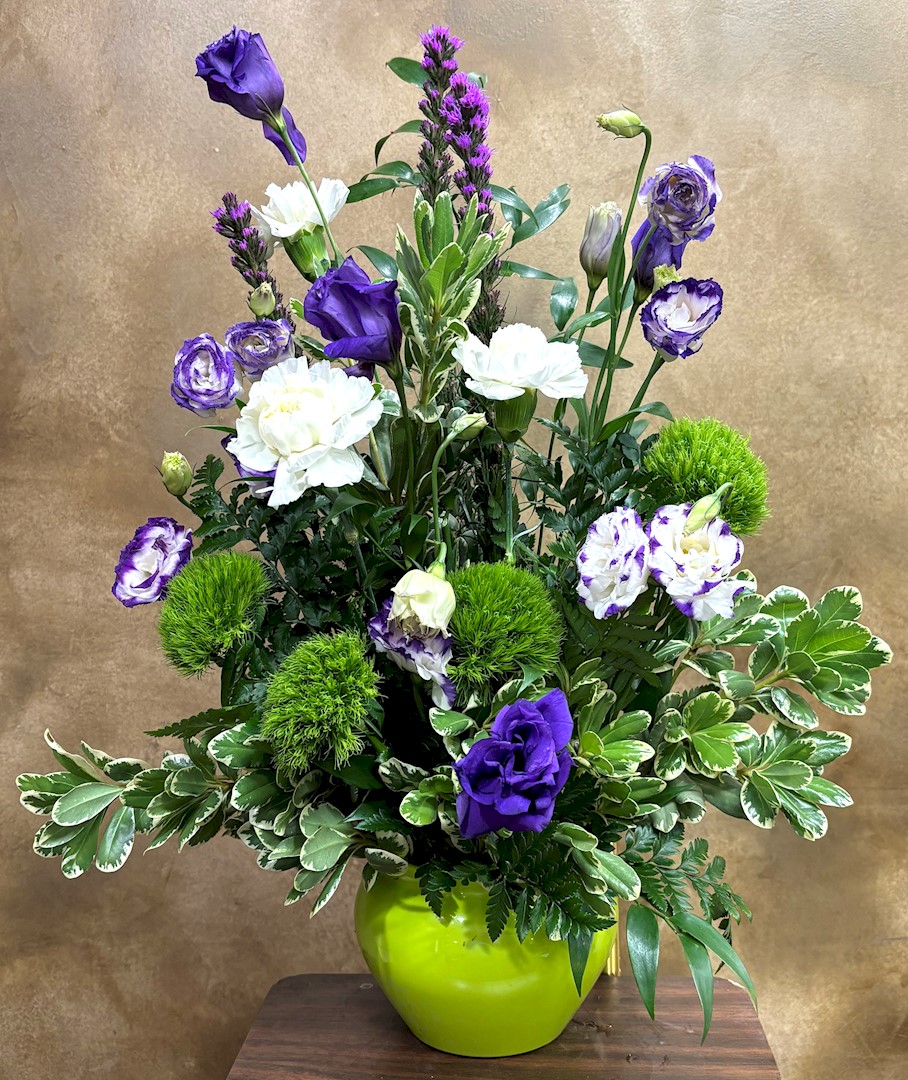 Flowers from Micah and Jonathon Hansen and Alyssa and Travis Stauffacher