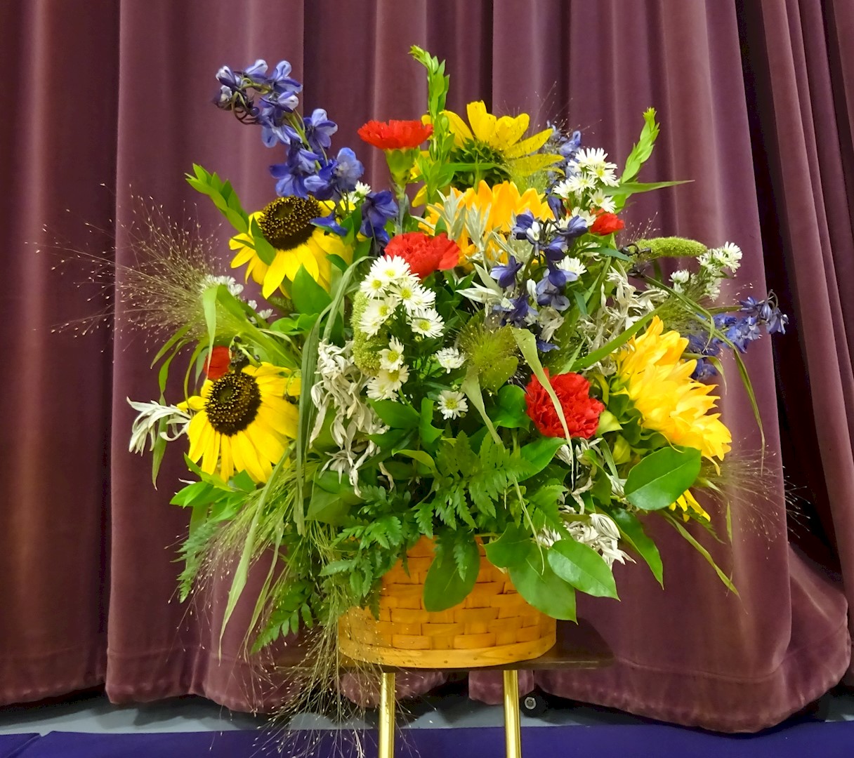 Flowers from Uncle Martin; Joe and Deb; Monica and Duane; Marty and Family; and Jody and Wade