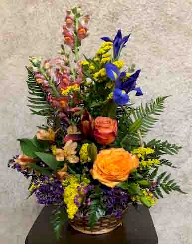 Flowers from The Wydras, The Grahams, The Foumiers, Jacq & Opi, Zach, Miah, and Sarah