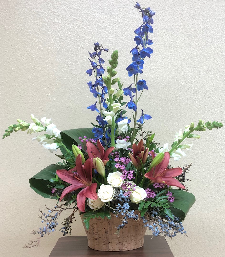 Flowers from Dale and Dorothy Strand, Jess and Connie Prickett, Jan and Chad Hansen, Curtis Strand, Vickie Strand, and Karen and John Alpress