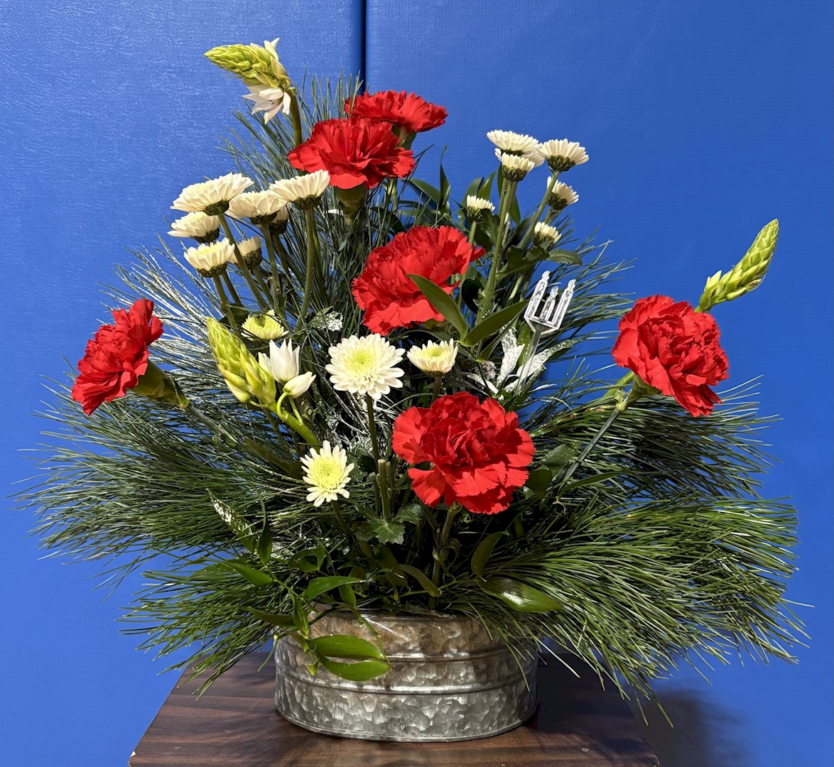 Flowers from Trace and Karen Dowling; Jared and Bonnie Dowling; Luke and Sawyer; Brent and Donna; Sarah and J.P.; and David