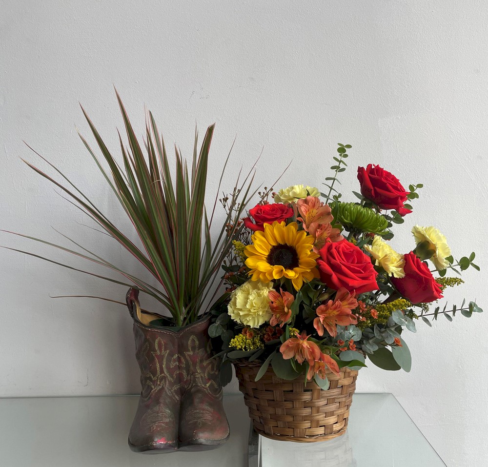 Flowers from Lon & Susie Lyman
Dan Iversen