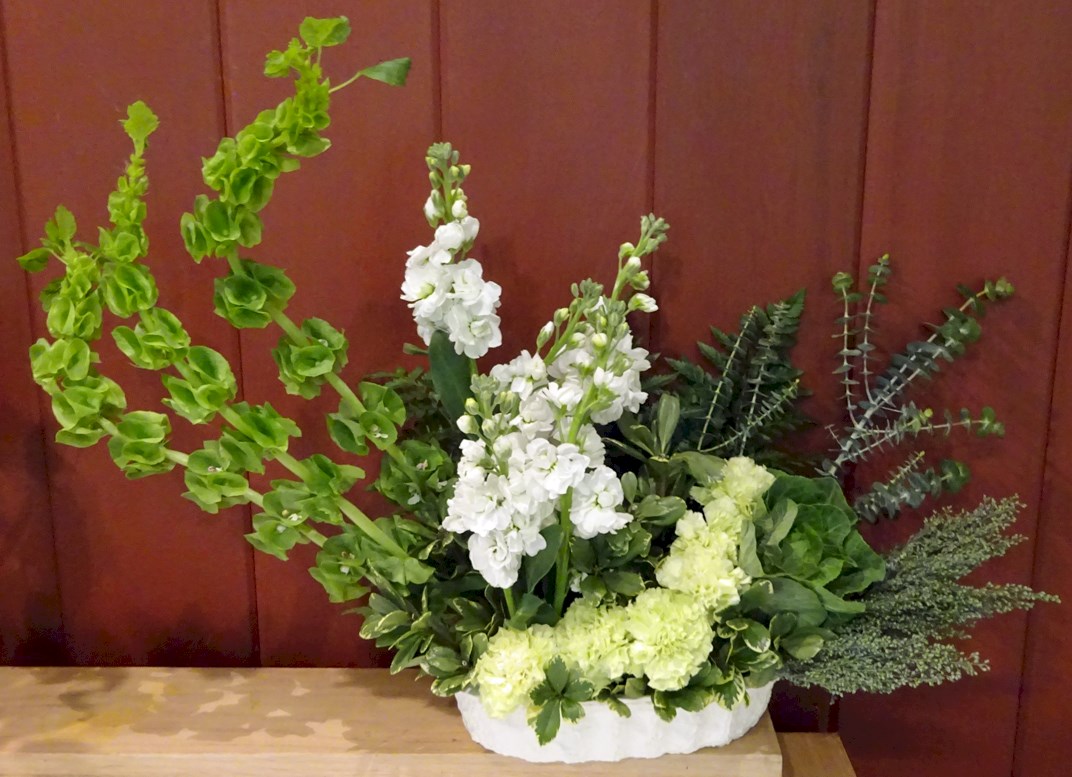 Flowers from Harvey & Brenda Bierema & Family and Lonnie Hollenbeck