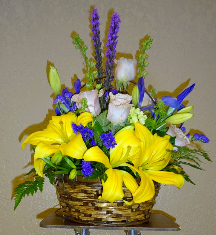 Flowers from Peggy Hauk and Families