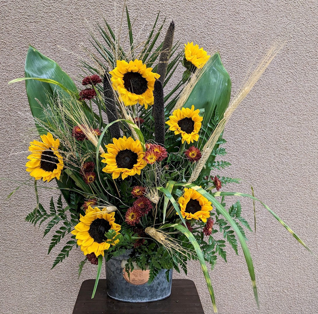 Flowers from Justin and Heather Screiber; Kaitlin and Trevor Anderson; Riley and Megan Schreiber; and Brianna and Raedon Anderson
