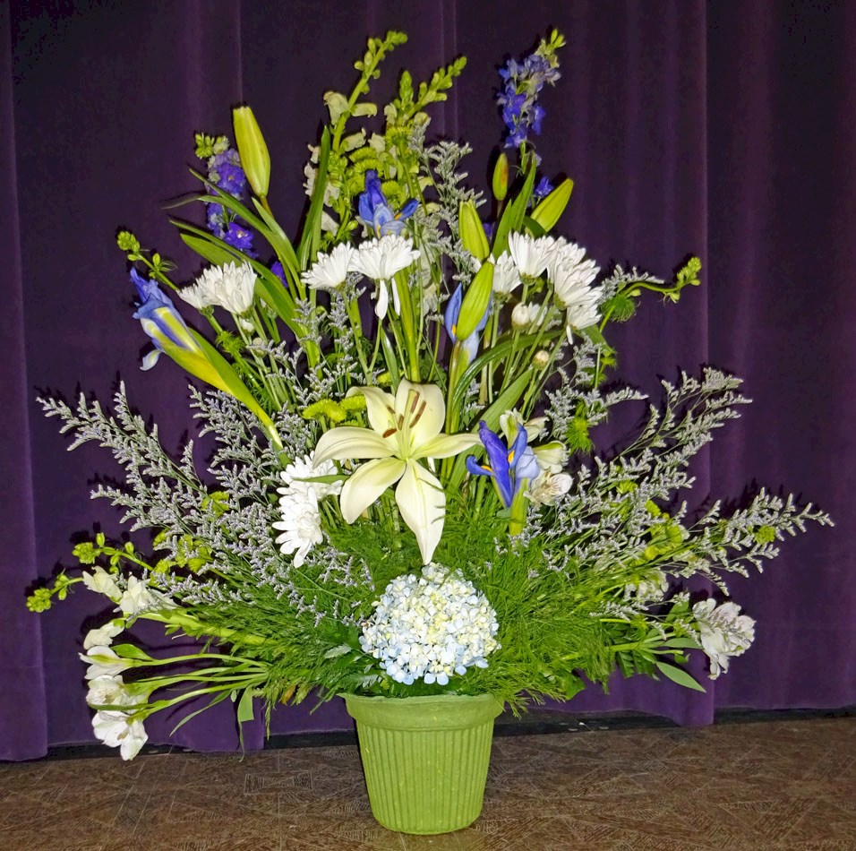Flowers from Schelske Family - Grandma Bea, Randy & Peggy, Bill & Jo, and Scott & Julie