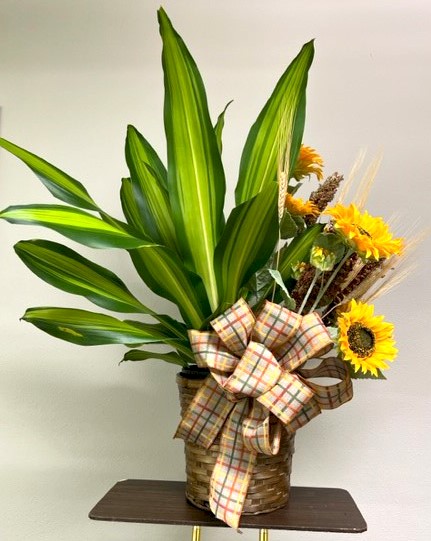 Flowers from Reedy Brunskill Kids: Marcy, Jim, Donna, Matt, Julie, Erin, Ross, and JP
