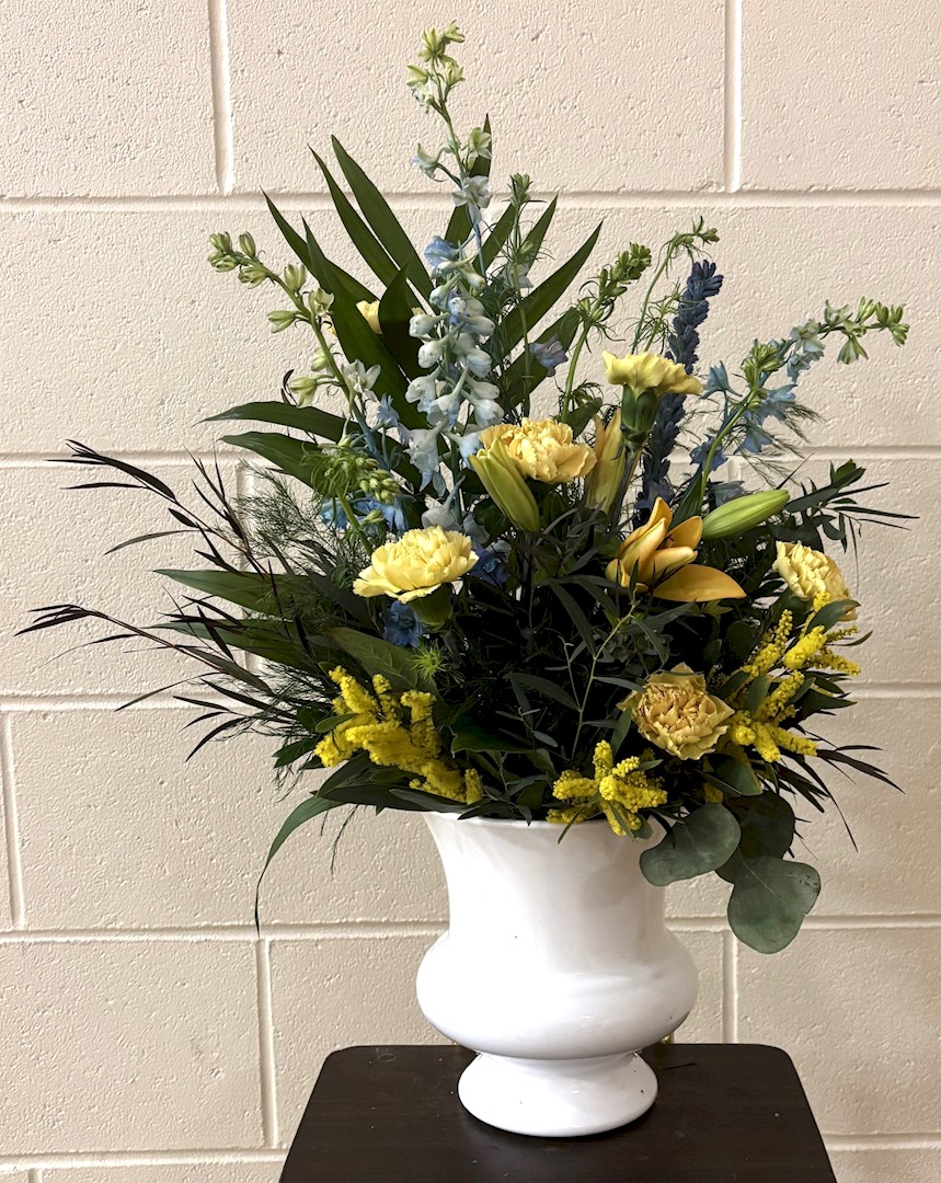 Flowers from Jeff and Lori; Jade and Bailey; and Jaslyn and Devin